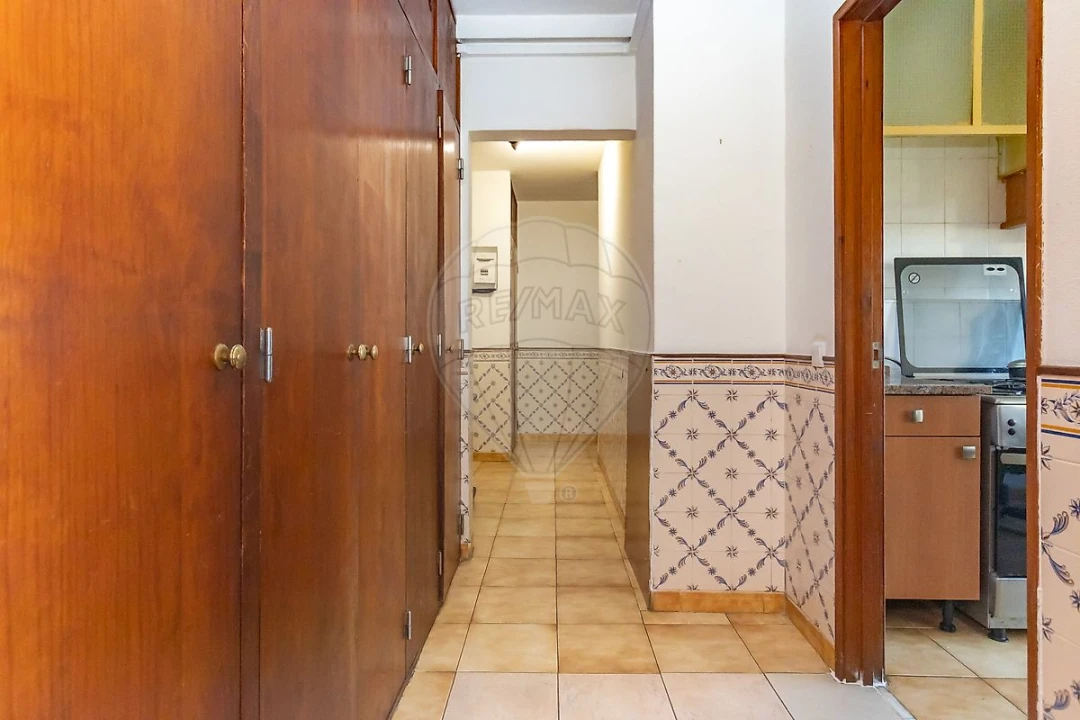 Apartamento T2 para Venda em Corroios Foto 7
