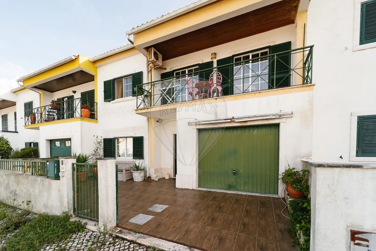 Moradia T3 para Venda em Sobral de Monte Agraço Foto 8