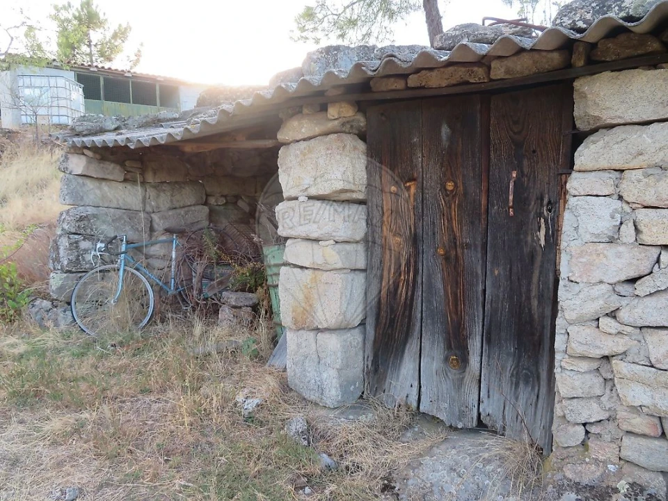 Terreno para Venda em Larinho Foto 9