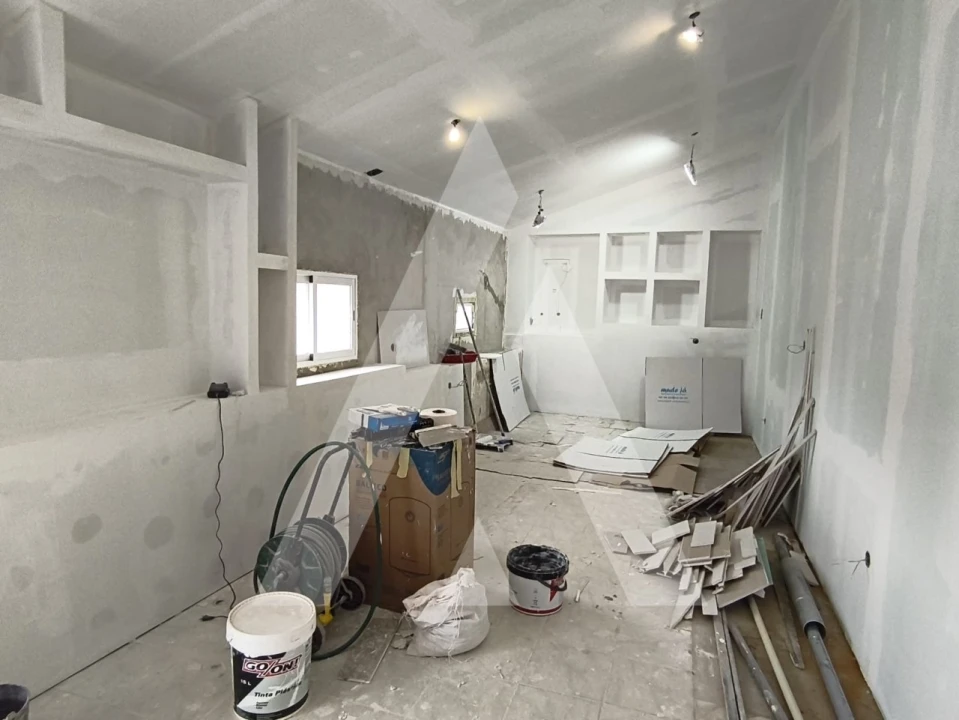 Moradia T2 para Venda em Lamas e Cercal Foto 3