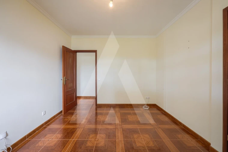 Moradia T3 para Venda em Requeixo, Nossa Senhora de Fátima e Nariz Foto 24