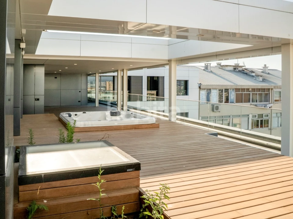 Apartamento T4 para Venda em Mafamude e Vilar do Paraíso Foto 13