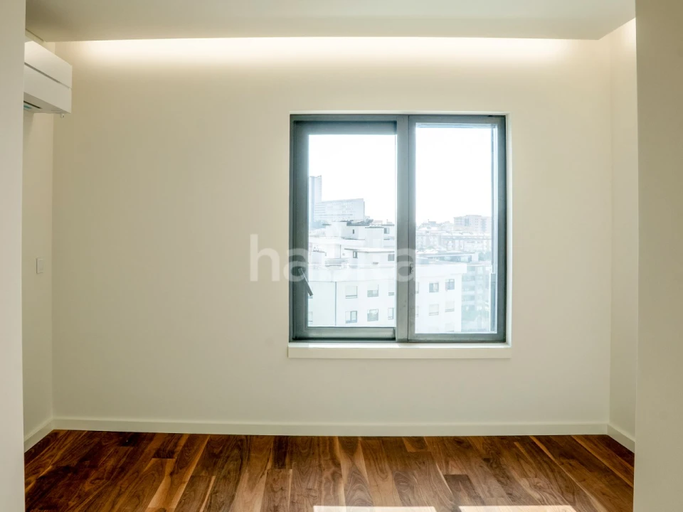 Apartamento T4 para Venda em Mafamude e Vilar do Paraíso Foto 39