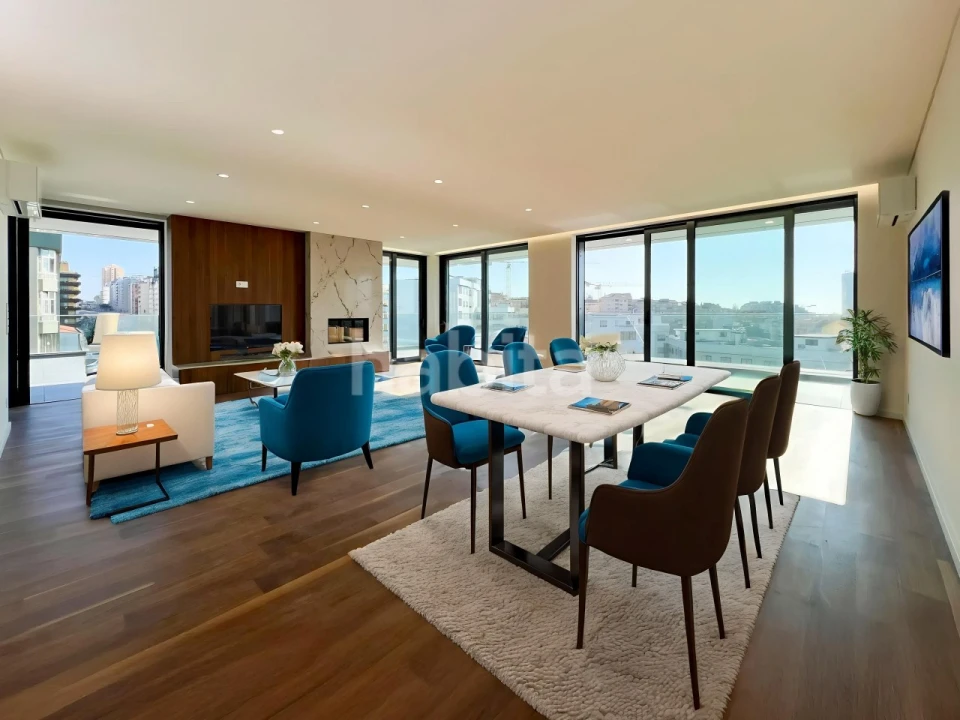 Apartamento T4 para Venda em Mafamude e Vilar do Paraíso Foto 1