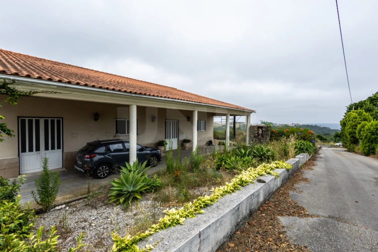 Armazém para Arrendamento em Alcobaça e Vestiaria Foto 24