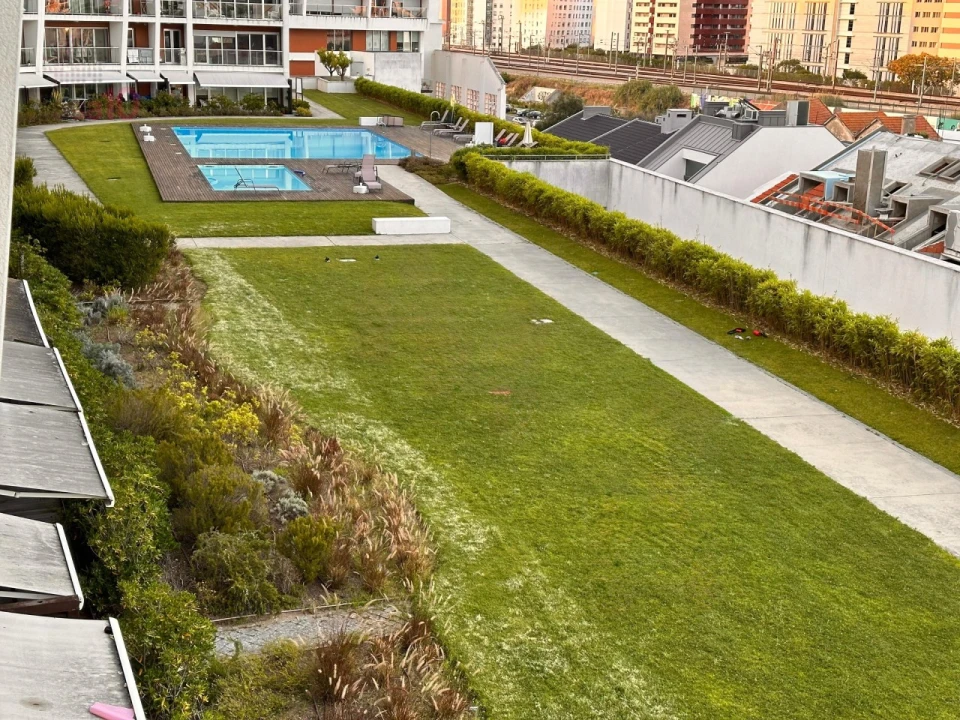 Apartamento T4 para Venda em Parque das Nações Foto 12