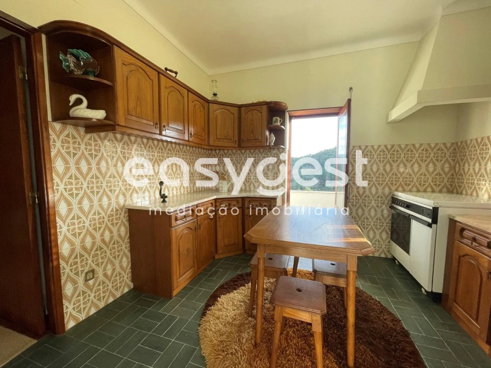 Moradia T3 para Venda em Almalagues Foto 14