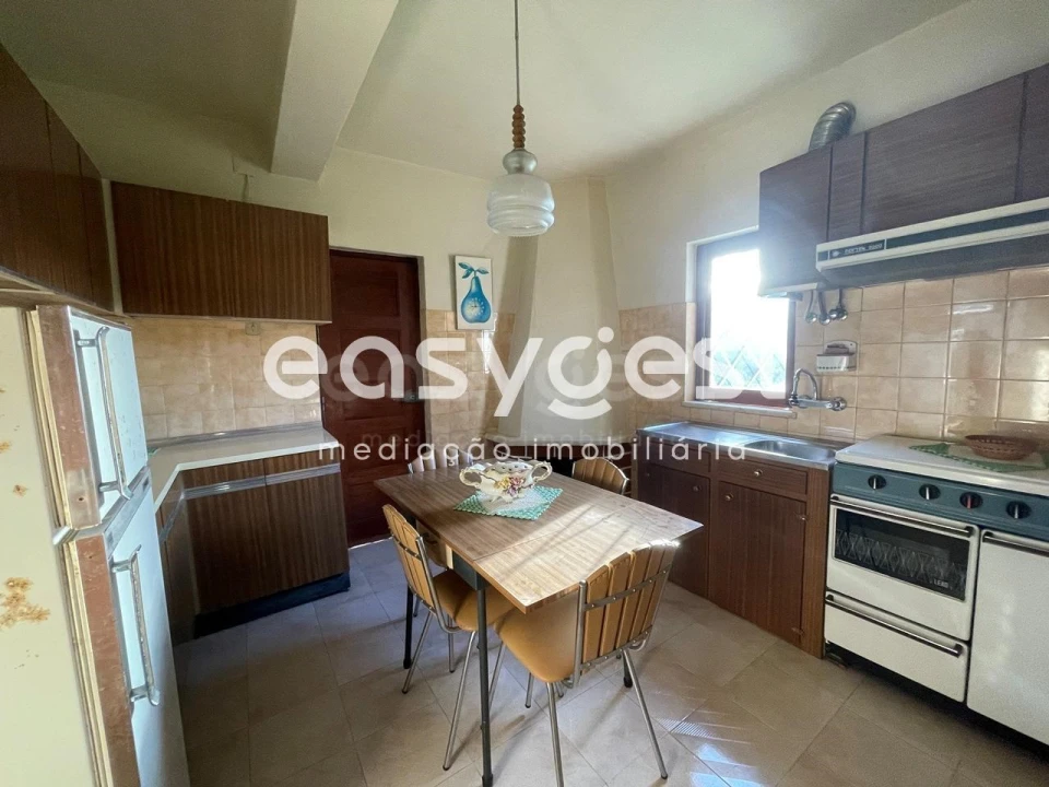 Moradia T3 para Venda em Almalagues Foto 18