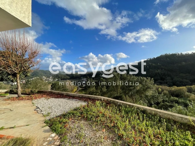 Moradia T3 para Venda em Almalagues Foto 12