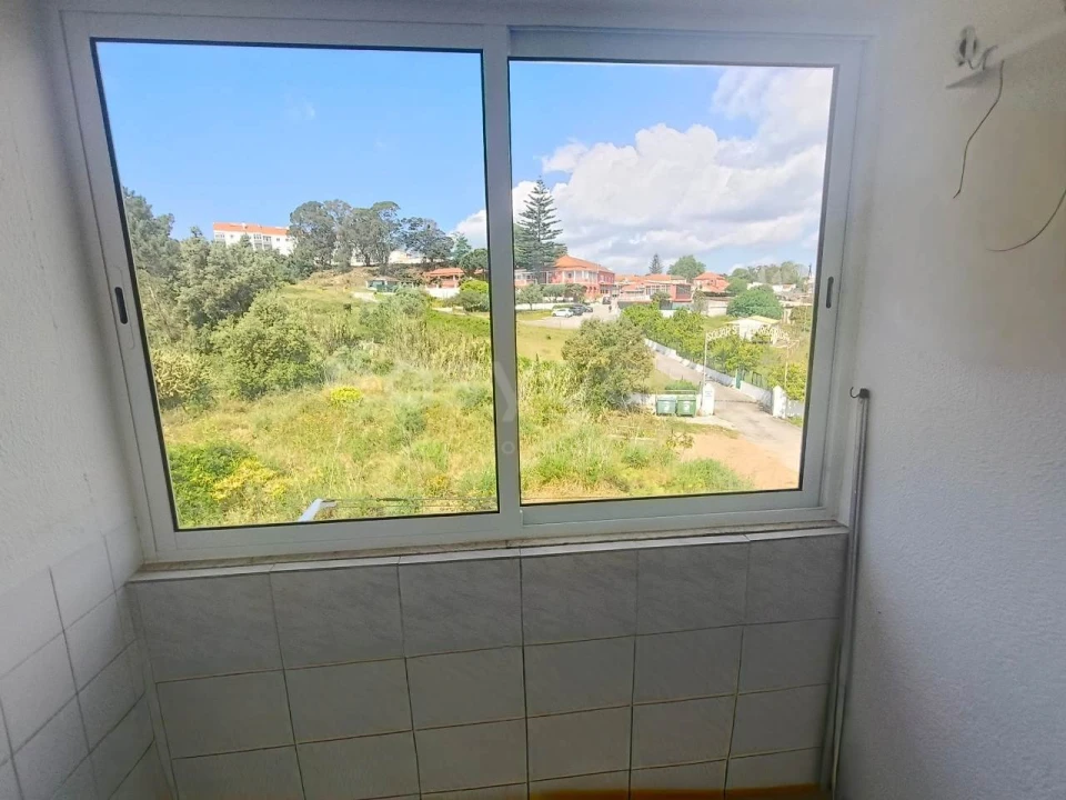 Apartamento T1 para Venda em Amora Foto 2