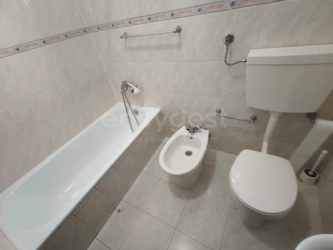 Apartamento T1 para Venda em Amora Foto 6