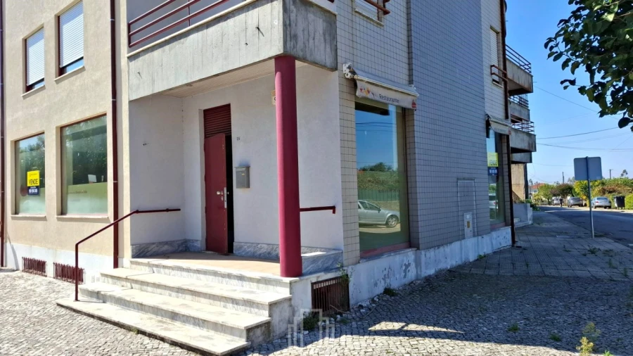 Loja para Venda em Albergaria-A-Velha e Valmaior Foto 4