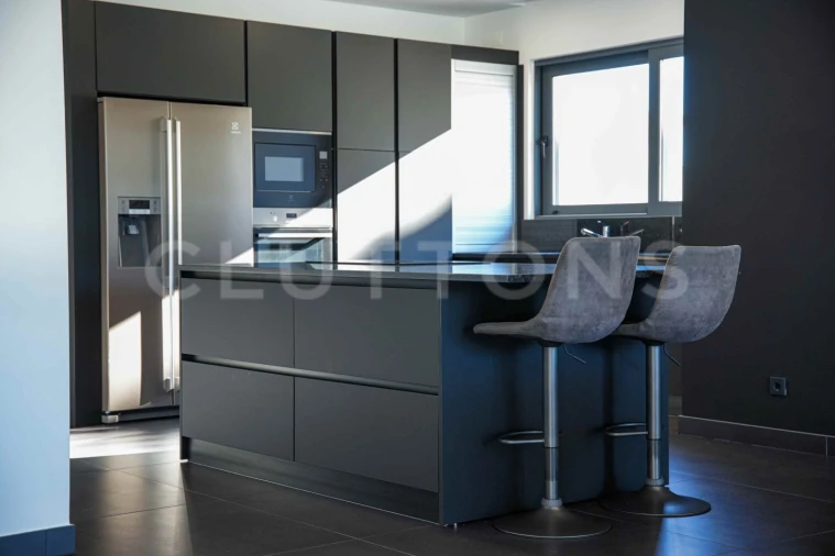 Moradia T4 para Venda em Guia Foto 27