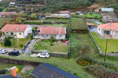 Moradia T3 para Venda em Aboim da Nóbrega e Gondomar