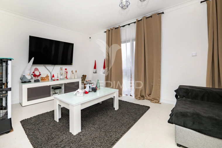 Moradia T3 para Venda em Aboim da Nóbrega e Gondomar Foto 5