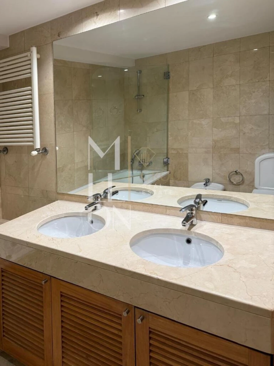 Apartamento T1 para Venda em Aldoar, Foz do Douro e Nevogilde Foto 11