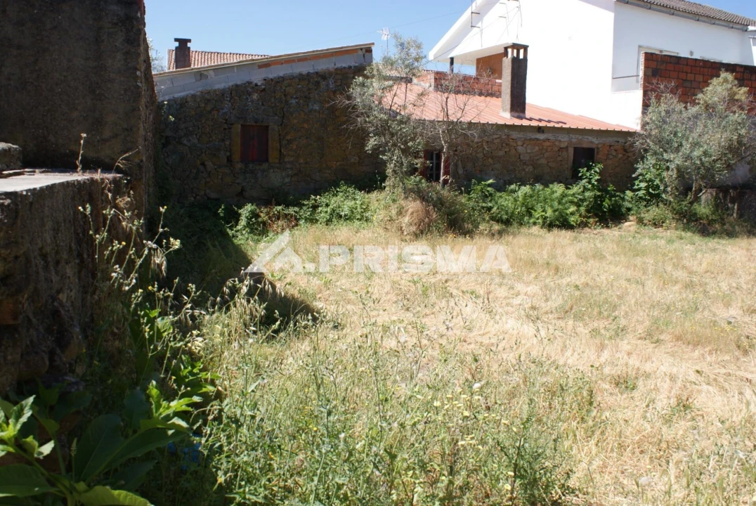 Moradia T3 para Venda em Vale de Prazeres e Mata da Rainha Foto 31