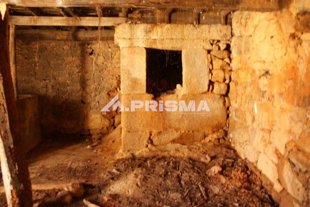 Moradia T3 para Venda em Vale de Prazeres e Mata da Rainha Foto 8