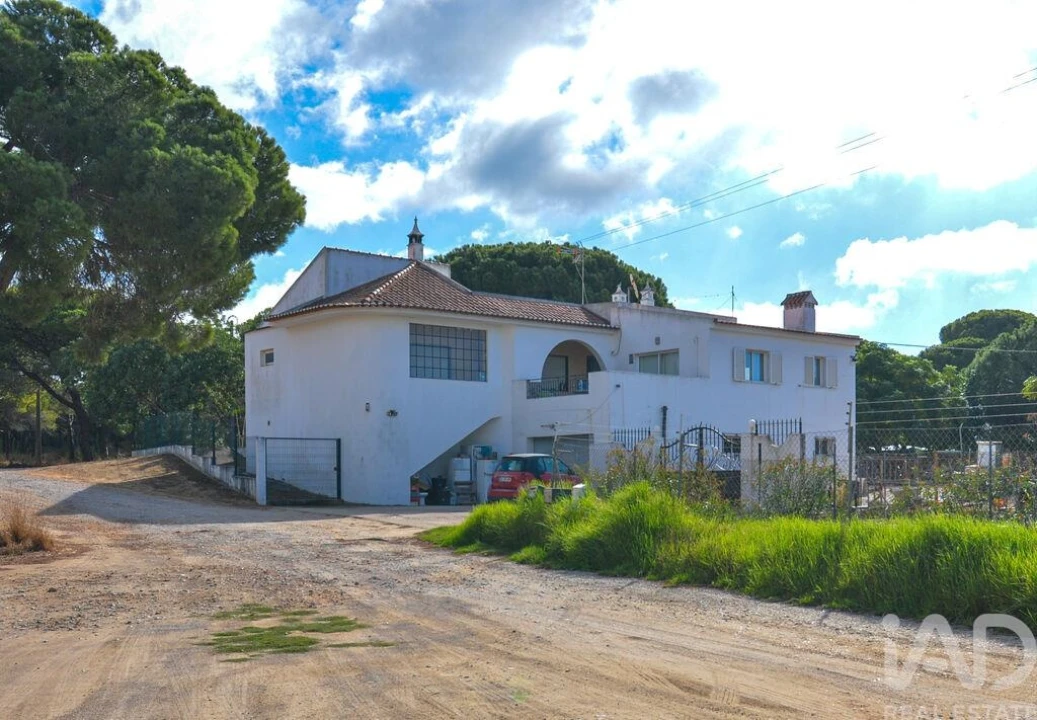 Moradia T3 para Venda em Almancil Foto 2