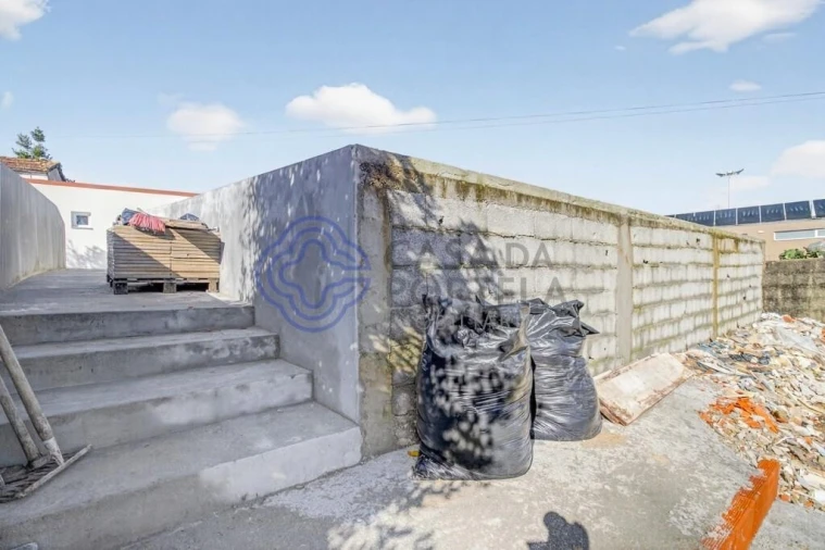 Moradia T3 para Venda em Oliveira do Douro Foto 17