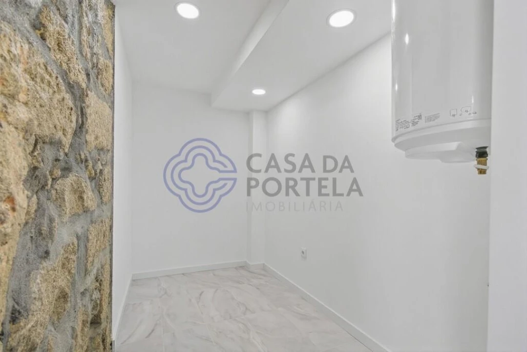 Moradia T3 para Venda em Oliveira do Douro Foto 5