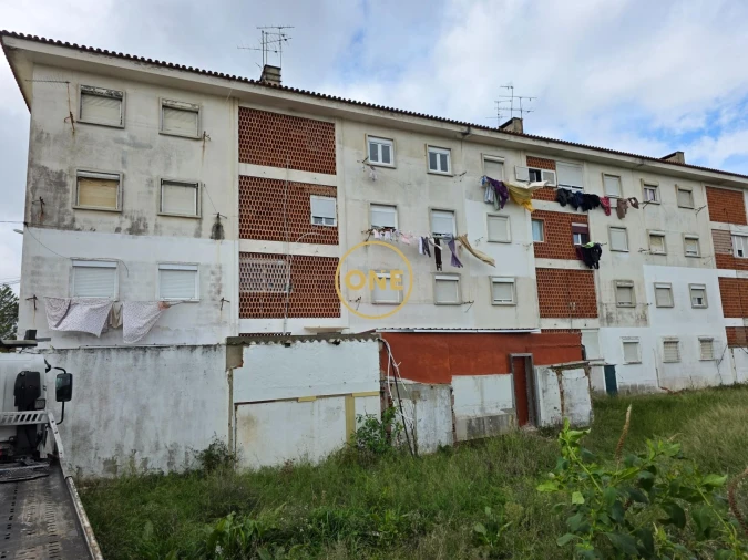 Apartamento T2 para Venda em Pontinha e Famões Foto 26