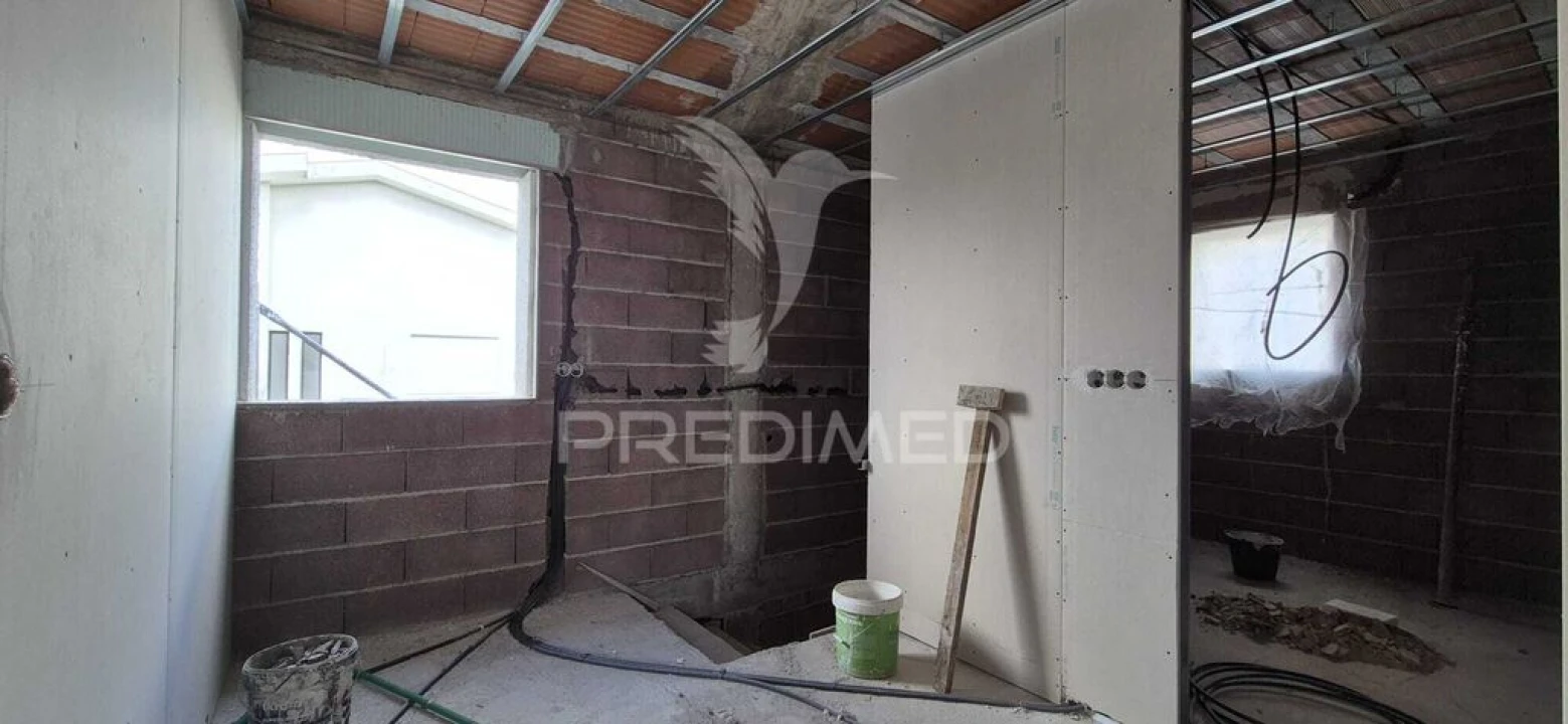 Moradia T3 para Venda em Palmeira Foto 8