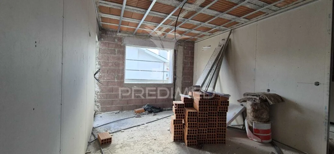 Moradia T3 para Venda em Palmeira Foto 5