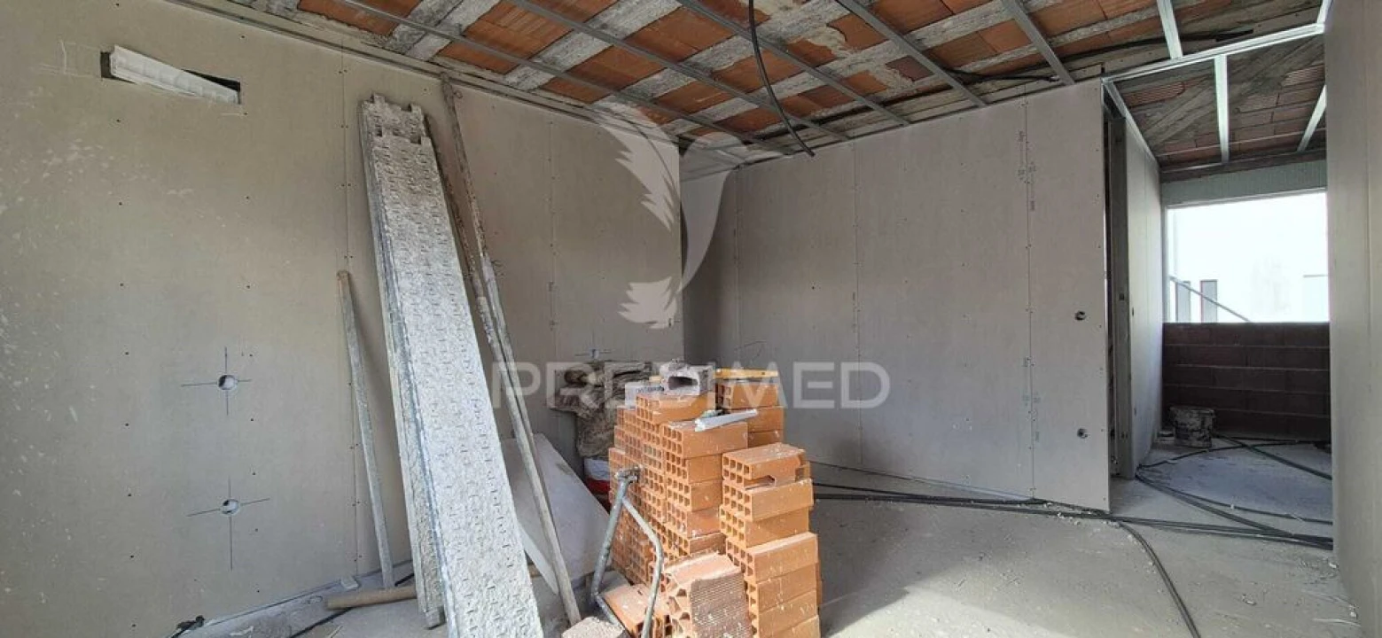 Moradia T3 para Venda em Palmeira Foto 14