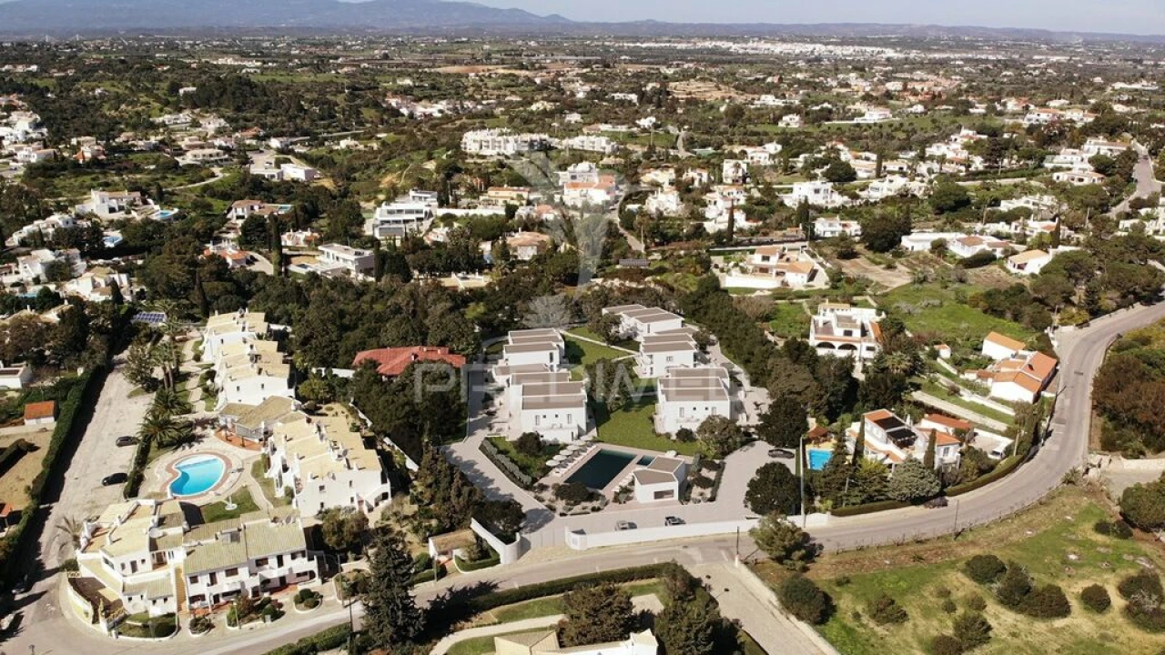 Apartamento T2 para Venda em Lagoa e Carvoeiro Foto 9