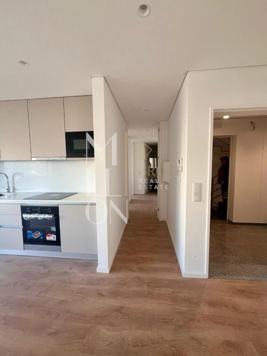 Apartamento T2 para Venda em Cedofeita, Santo Ildefonso, Sé, Miragaia, São Nicolau e Vitória Foto 3