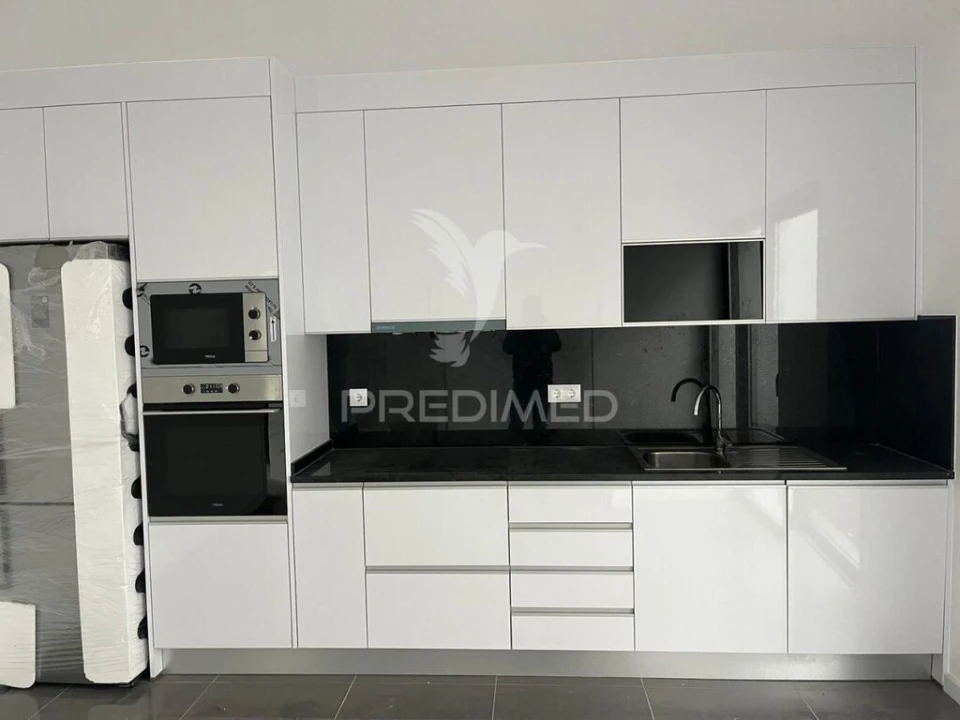 Moradia T3 para Venda em Santo Antonio Foto 2