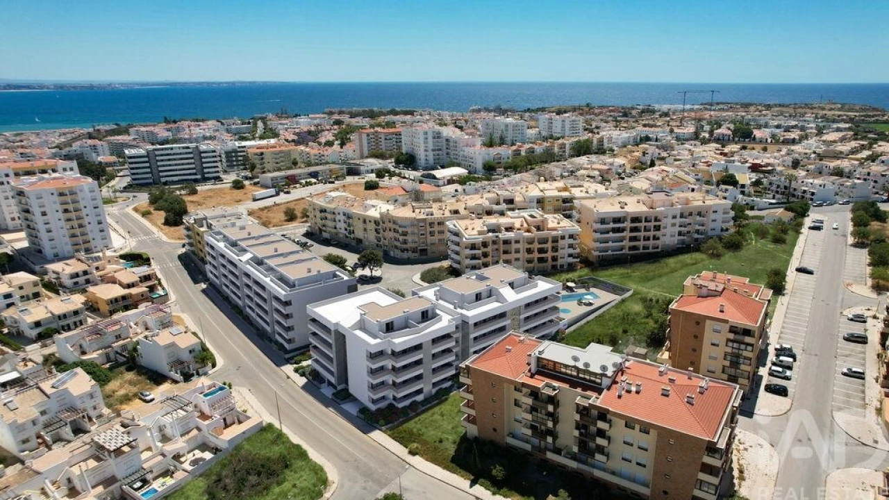 Apartamento T2 para Venda em Lagos (São Sebastião e Santa Maria) Foto 2