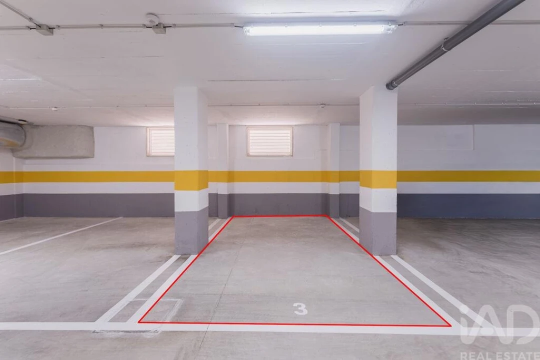 Apartamento T2 para Venda em Alfragide Foto 21