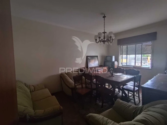 Apartamento T1 para Venda em Amora Foto 13