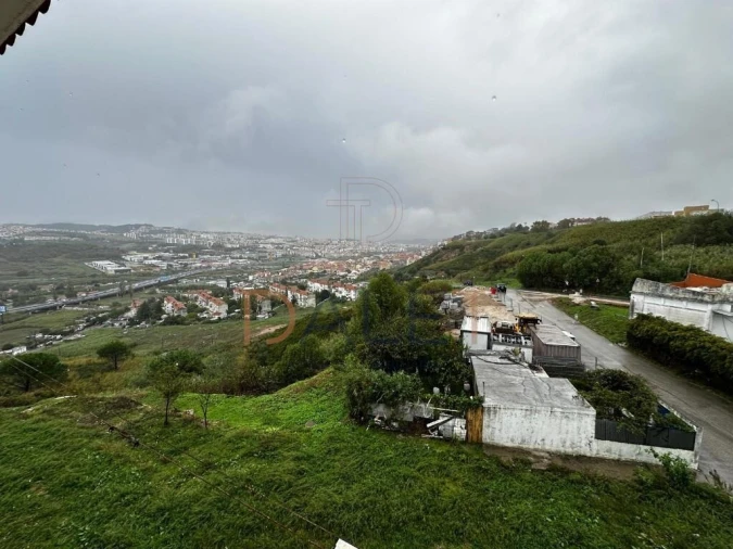 Apartamento T2 para Venda em Pontinha e Famões Foto 26