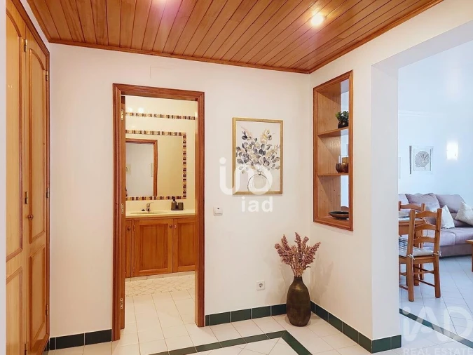 Apartamento T1 para Venda em Guia Foto 2