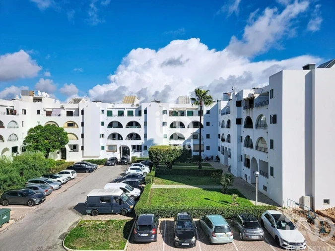 Apartamento T1 para Venda em Guia Foto 36