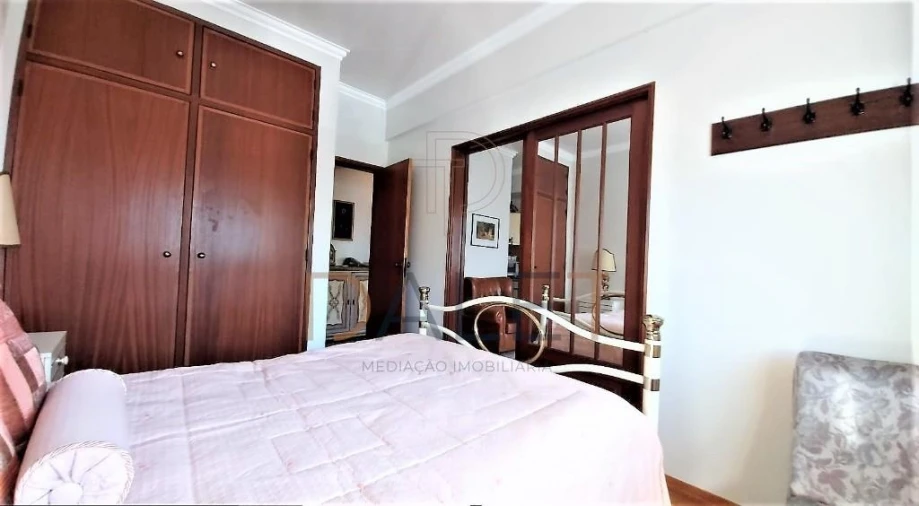 Apartamento T1 para Venda em Charneca de Caparica e Sobreda Foto 26