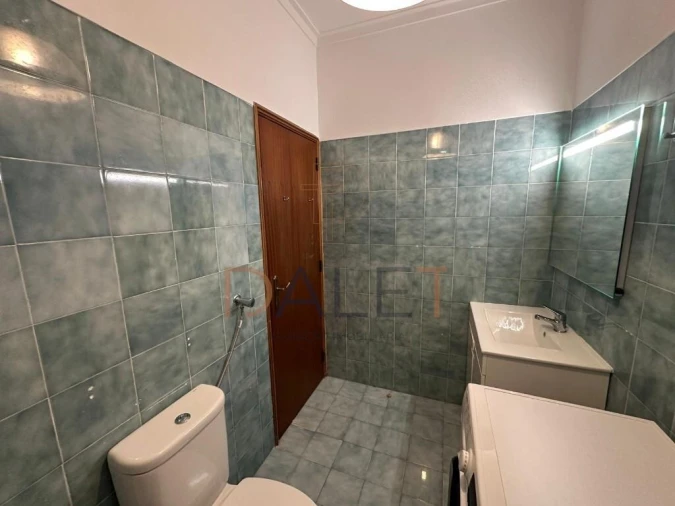 Apartamento T1 para Venda em Charneca de Caparica e Sobreda Foto 42