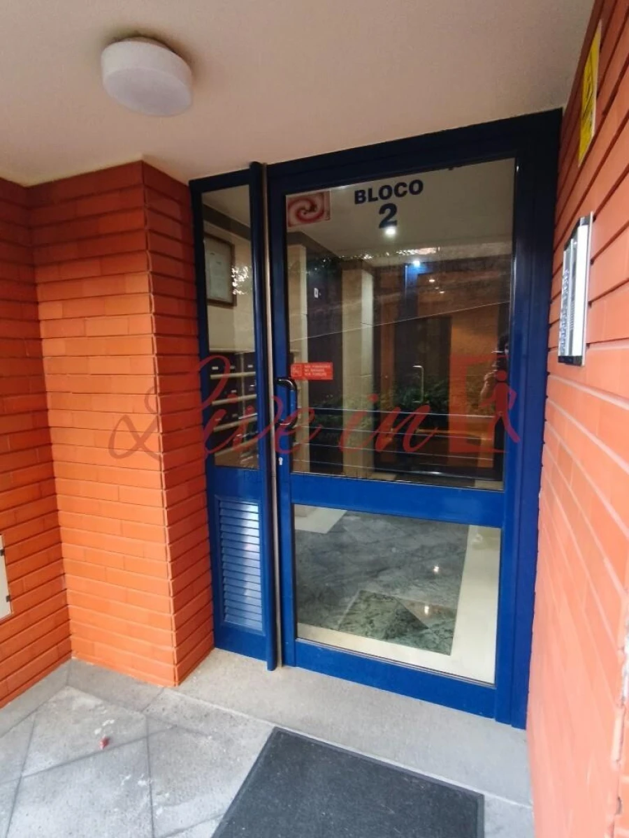 Apartamento T1 para Venda em São Martinho Foto 30