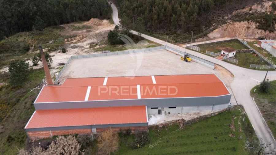 Armazém para Arrendamento em Atouguia Foto 3