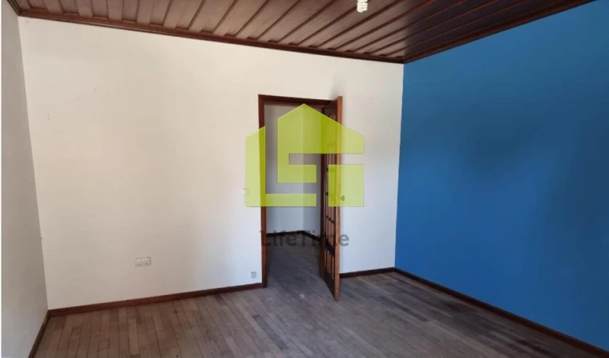 Armazém para Venda em Vilarinho do Bairro Foto 5