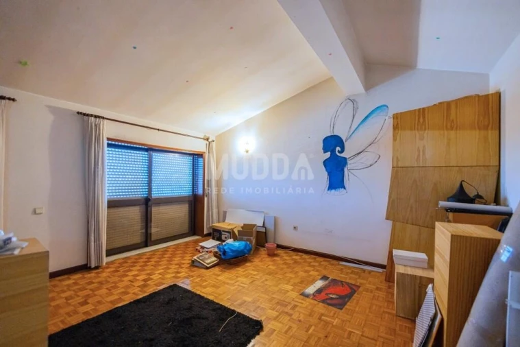 Moradia T4 para Venda em Escapães Foto 30