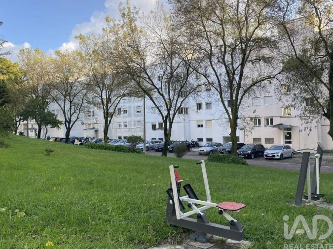 Apartamento T3 para Venda em Carnide Foto 6