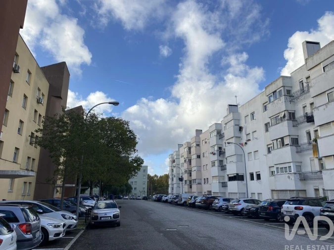 Apartamento T3 para Venda em Carnide Foto 34