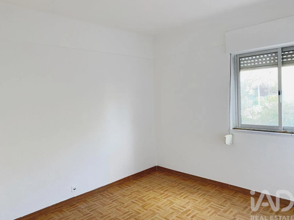 Apartamento T3 para Venda em Carnide Foto 12