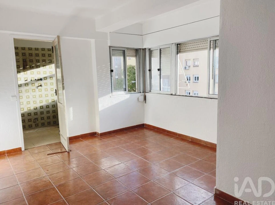 Apartamento T3 para Venda em Carnide Foto 21
