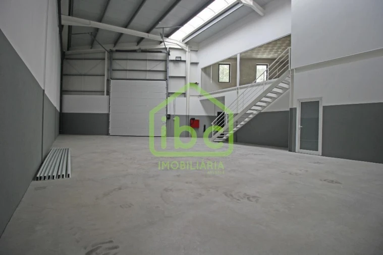 Armazém para Arrendamento em Póvoa de Varzim, Beiriz e Argivai Foto 7