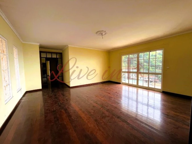 Moradia T3 para Venda em Canhas Foto 7